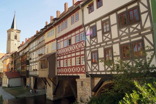 старый город эрфурт - кремербрюке - krämerbrücke стоковые фото и изображения
