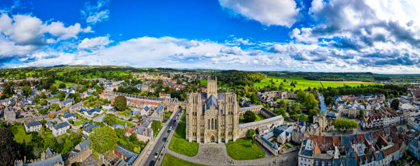 Wells Cathedral in England, UK View of Wells Cathedral is in Wells, Somerset, England, UK canterbury england photos stock pictures, royalty-free photos & images