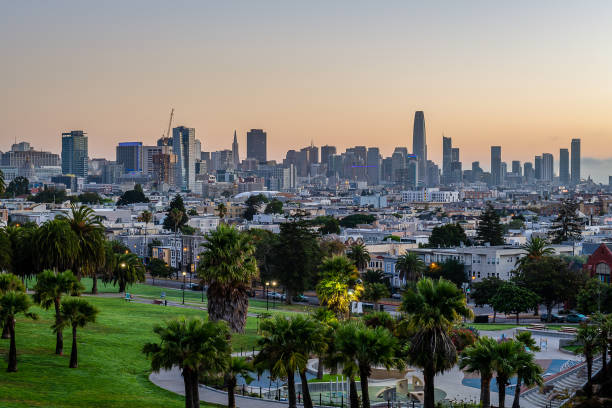istock Mission Dolores Park at Dawn 1279892336