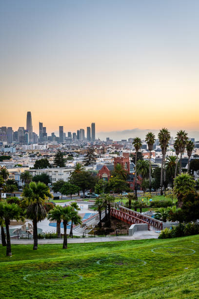 istock Mission Dolores Park at Dawn 1279892409