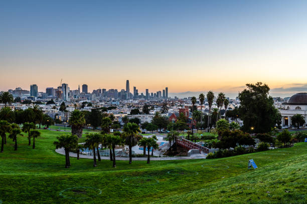 istock Mission Dolores Park at Dawn 1279892453