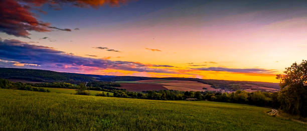 istock Sunset over the valley, burgundy 1279946448