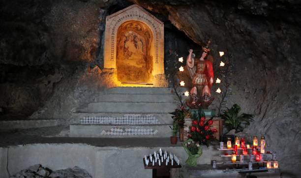 istock Monticchio – Cave of San Michele 1279955335