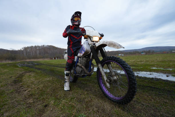 istock Rider starting racing in the countryside 1279971529