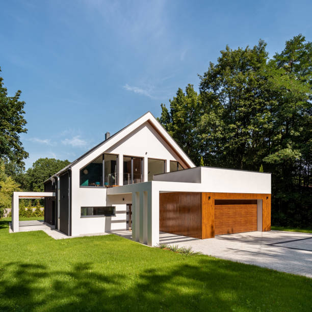 istock Exterior of beautiful house 1279973679