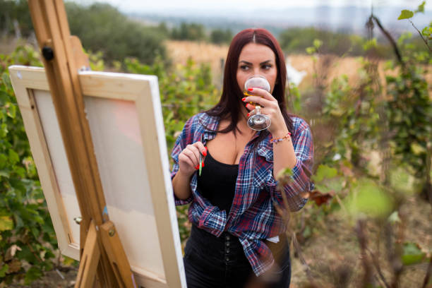 istock Enjoying nature and creating art 1279992363