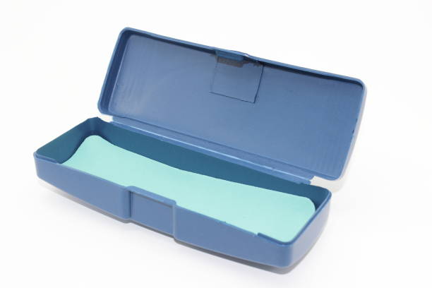 istock A picture of goggles box on white background 1280000891