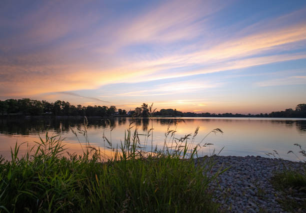 istock Lake Sunrise-Howard County Indiana 1280054273