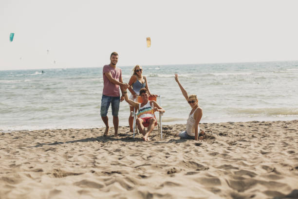 istock A memorable friends picture by the beach 1280101838