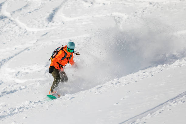 istock Winter holidays in ski resort 1280113443