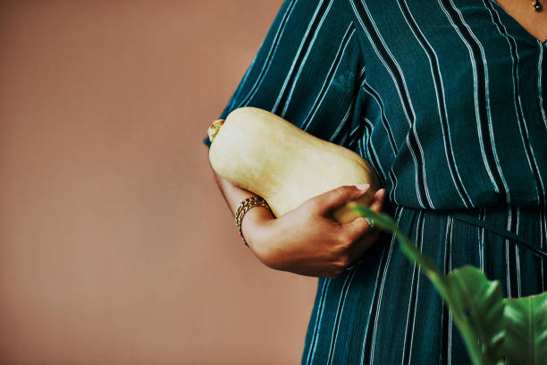 a healthier you starts with your food - planting growth plant gourd imagens e fotografias de stock