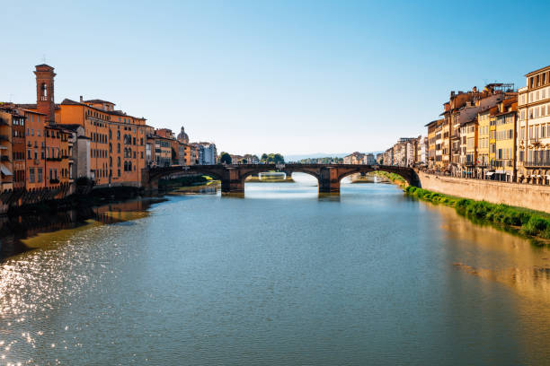istock Medieval old town and Arno river in Florence, Italy 1280190815
