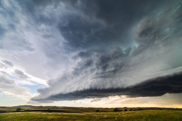 istock Derecho storm clouds and severe weather 1280207349