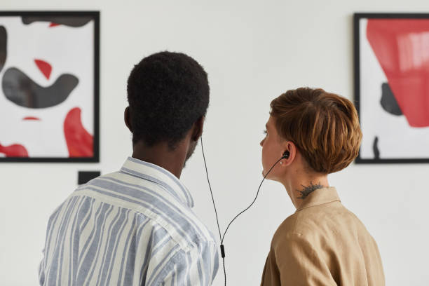istock Couple Looking at Modern Art 1280209666