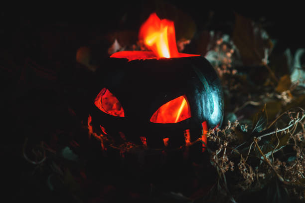 istock Green scary Halloween watermelon 1280213565