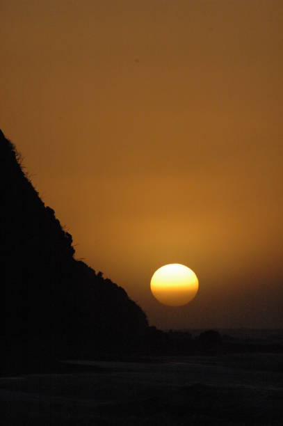 заход солнца - okarito lagoon стоковые фото и изображения