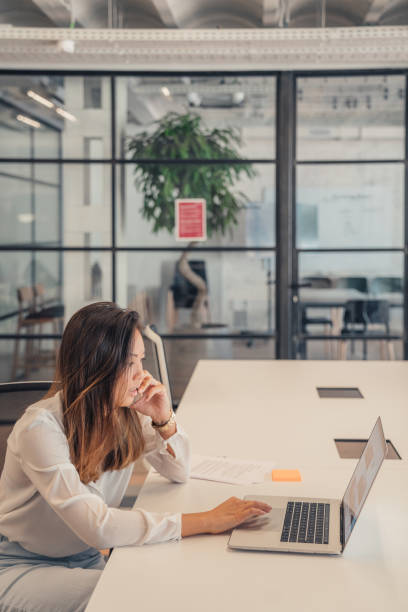 istock Businesswoman at the office 1280280612