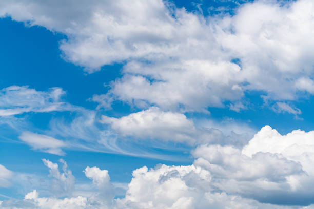 white cloud and bright blue sky for background white cloud and bright blue sky for background stratus clouds stock pictures, royalty-free photos & images