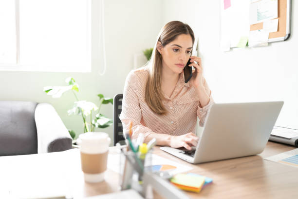istock Getting some shocking news on the phone 1280362678