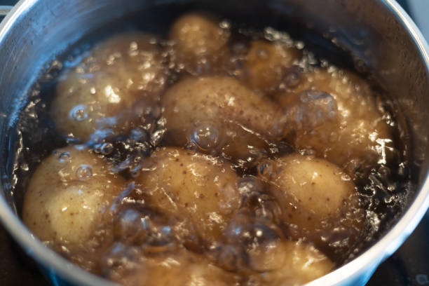istock cooking potatoes in boiling water 1280392342