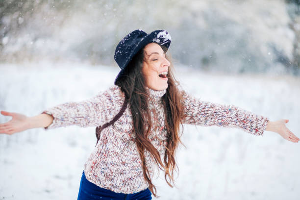 istock Redheaded Woman At Cold Winter Day 1280519437