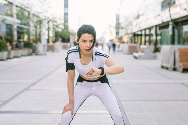 istock Concentrated woman, ready for her running session 1280562712
