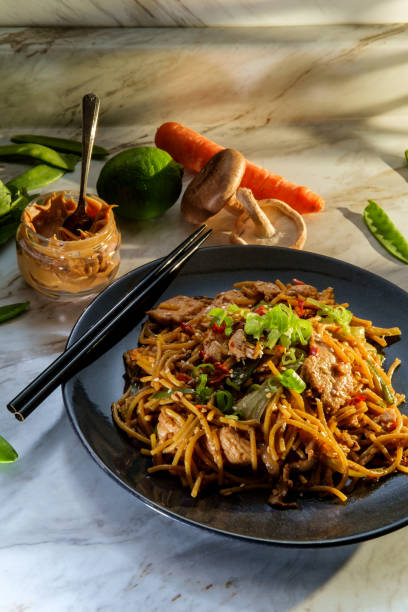 istock Thai Peanut Butter Lo Mein 1280641522