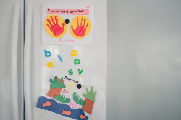 istock art and letter magnets on fridge 1280653028
