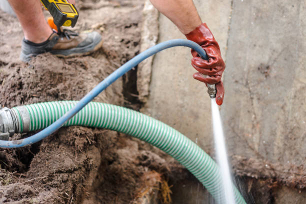 istock intervention to clean and empty a septic tank 1280678735