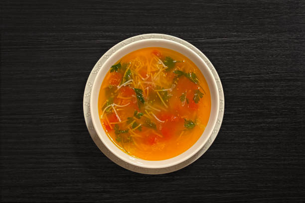 zupa pomidorowa - noodle soup zdjęcia i obrazy z banku zdjęć