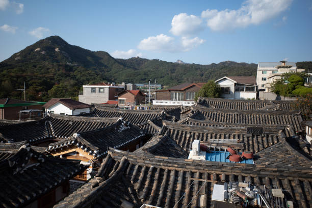 istock Bukchon Hanok Village 1280726046
