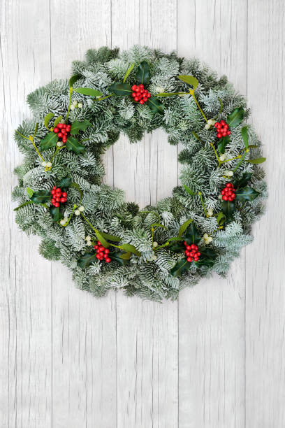 istock Natural Spruce Fir Winter Solstice Wreath 1280730444