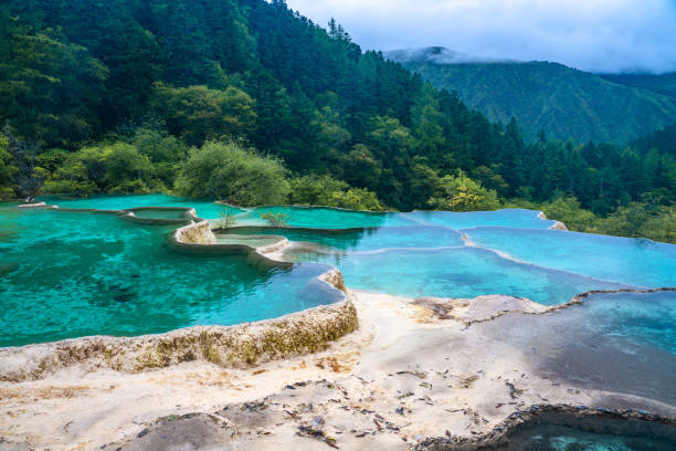 vale huanglong - huanglong - fotografias e filmes do acervo