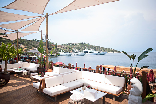 Garden and sitting area with sea