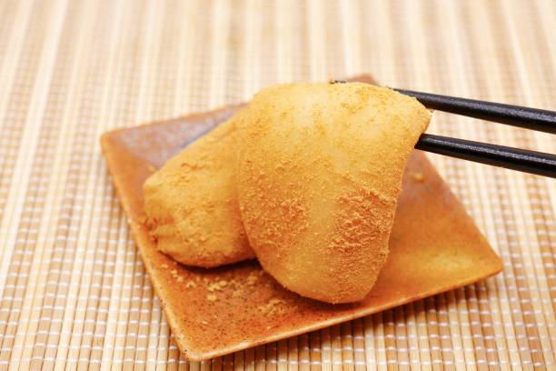 istock Abekawa mochi, kinako mochi 1280847447