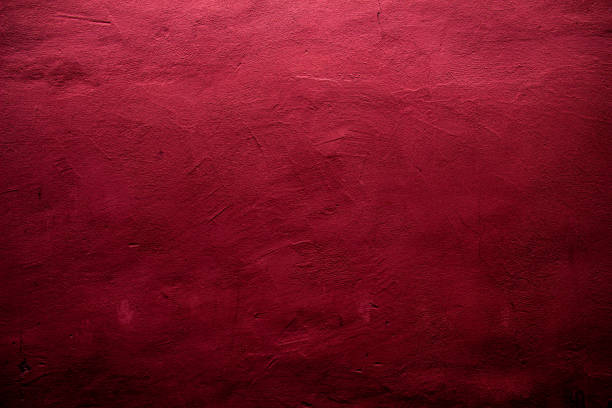 fond texturé abstrait pourpre en rouge - sign dirty plaster red photos et images de collection