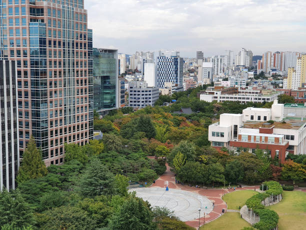 istock View of Park near Downtown Daegu (Dongseongno Street) 1280873938