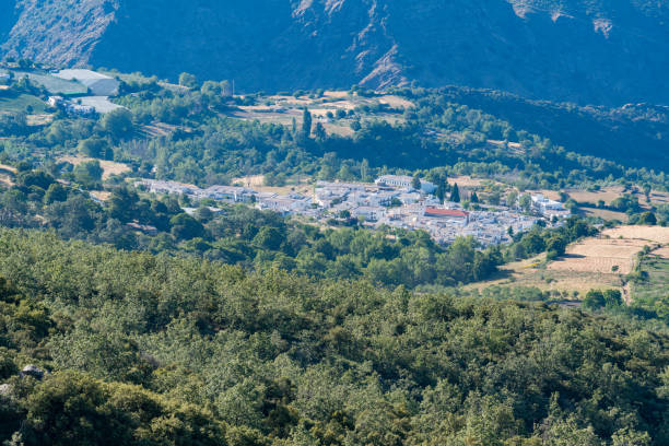 istock Small town on the side of a mountain 1280874996
