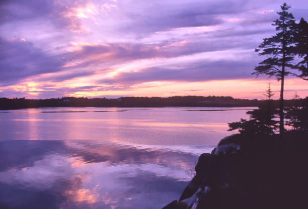 istock Dusk at Tenants Harbor, Maine 1280928314