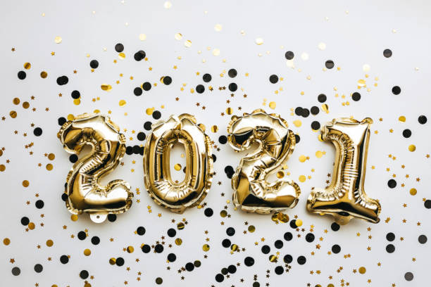 istock Golden 2021 on white background 1280930425