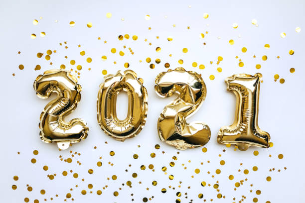 istock Golden 2021 on white background 1280930783