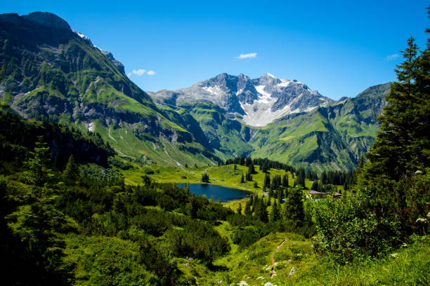 o körbersee em schröcken, áustria - arlberg - fotografias e filmes do acervo