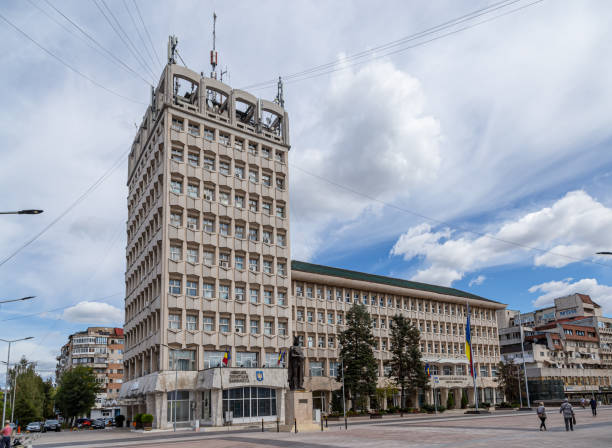 dambovita county council and prefecture building a targoviste, romania. - tirgoviste foto e immagini stock