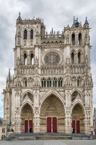 istock Amiens Cathedral, France 1281016353