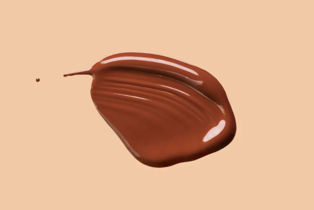 rozmazany makijaż gradient ciemnej czekolady brązowy beżowy paleta tekstury kremowy matowy korektor fundacji cc lub bb-cream proszku - chocolate color zdjęcia i obrazy z banku zdjęć
