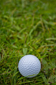 detail-des-golfballs-auf-gras.jpg?b=1&s=