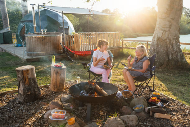 istock Friends at Glamping Site 1281095467