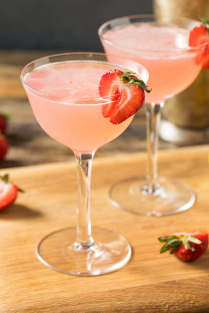 istock Refreshing Boozy Strawberry Daiquiri 1281127314