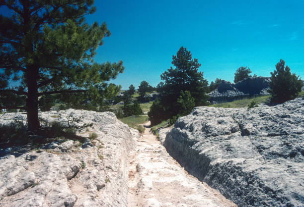 oregon trail ruts wyoming horizontal - 1993 - slide rock state park - fotografias e filmes do acervo
