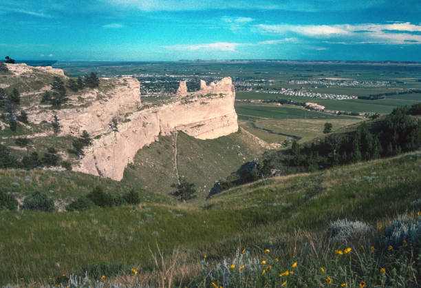 istock Scotts Bluff NM - View from Bluff Road - 1993 1281163707